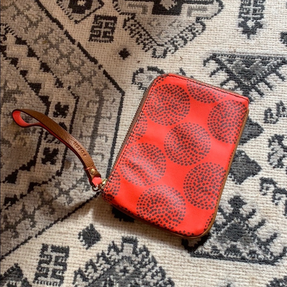 Fossil wristlet